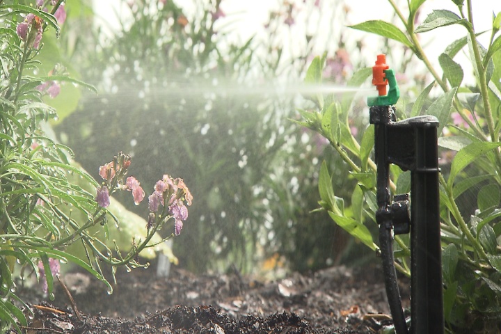 It’s easy to install an irrigation kit